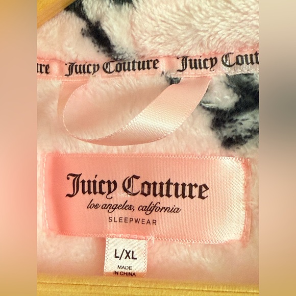 Juicy Couture - Plush‎ Belted Robe with Logo & Crown Print size L/XL - Picture 3 of 10